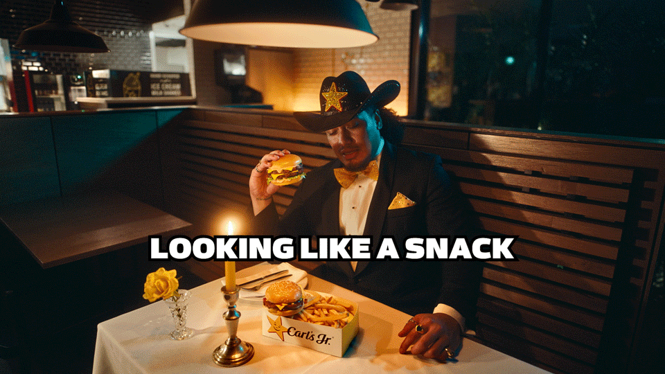CarlsJnr-GIF-Snack